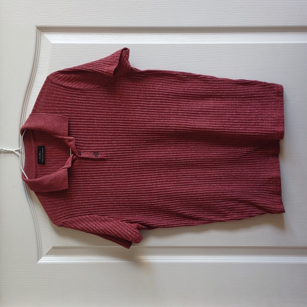 Zara Ribbed Collared Woman's Button T-Shirt